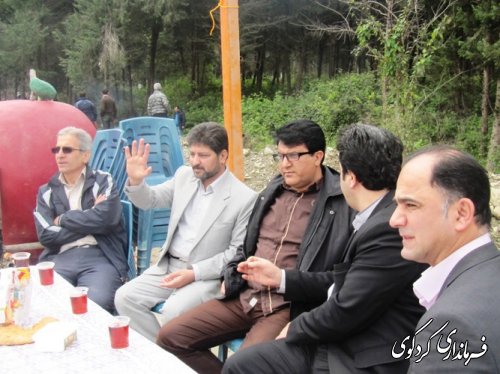 گزارش تصویری از حضور فرماندار کردکوی در روز طبیعت (سیزده بدر)