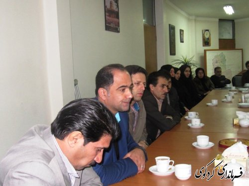 تبریک سال جدید کارکنان فرمانداری  وبخشداری به مجتبی جمالی 