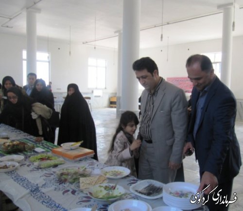جشنواره غذاهای سنتی به مناسبت گرامیداشت هفته زن در کردکوی