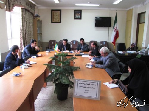 احمدی: ریشه کن کردن بی سوادی نیازمند همکاری همه دستگاههای اجرایی است