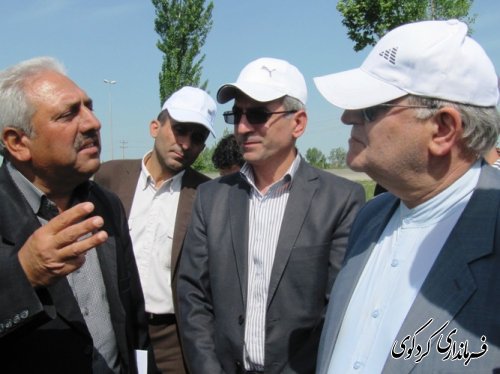 بازدید استاندار از طرح کشاورزی " انتخاب مشارکتی ارقام گندم آبی استان" در شهرستان کردکوی