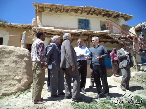 بازدید فرماندار و مدیرکل کمیته امداد از حاجی آباد کوهپایه