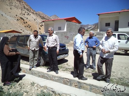بازدید فرماندار و مدیرکل کمیته امداد از حاجی آباد کوهپایه
