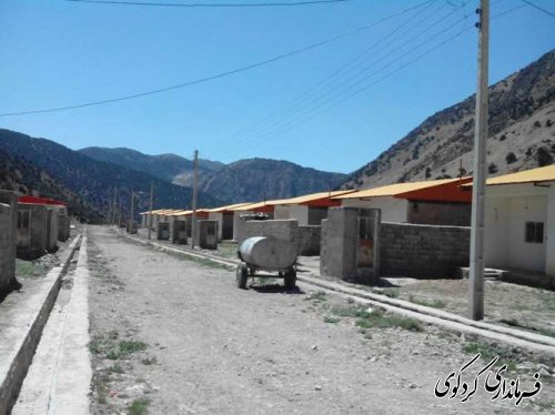 بازدید فرماندار و مدیرکل کمیته امداد از حاجی آباد کوهپایه
