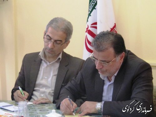 نشست صمیمی معاونت سیاسی و امنیتی استاندار گلستان با کارکنان فرمانداری