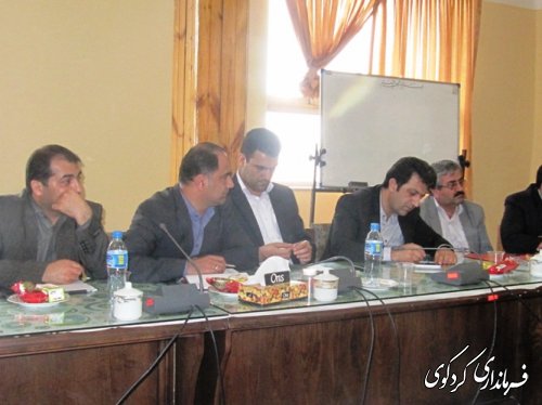 نشست صمیمی معاونت سیاسی و امنیتی استاندار گلستان با کارکنان فرمانداری