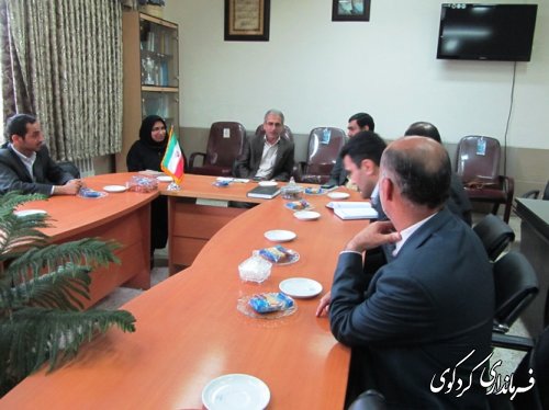 نشست صمیمی فرماندار با رئیس و معاونین آموزش و پرورش کردکوی