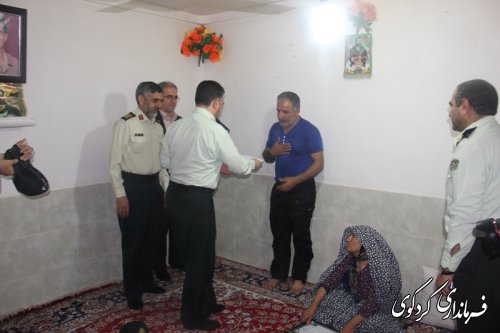 دیدار با خانواده شهید سیف الله کیاء با حضور فرماندار و سردار معیری و سردار میرفیضی