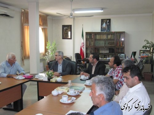 دیدار مربیان، پیشکسوتان و رئیس و اعضای هیات والیبال با فرماندار کردکوی