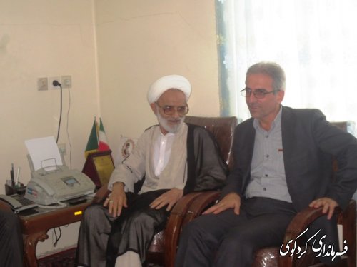 دیدار فرماندار بخشدار ،دهیاران و اعضای شورای اسلامی بخش مرکزی با امام جمعه