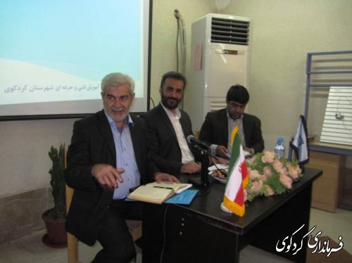پنجمین همایش دهیاران بخش مرکزی شهرستان کردکوی برگزار گردید