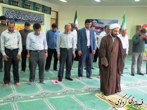 با حضور فرماندار از فرهنگیان نمونه آموزش و پرورش تجلیل شد