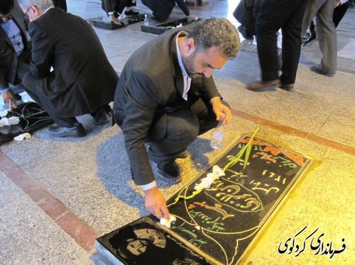 با حضور فرماندار و اعضای شورای اداری گلزار شهدای کردکوی غباررویی و عطرافشانی شد