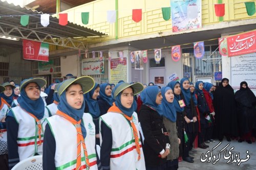 گلبانگ زنگ انقلاب در مدارس شهرستان کردکوی به صدا درآمد.