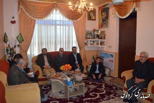 دیدار فرماندار  با خانواده های شاهد و ایثارگر