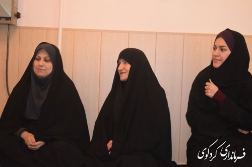 دیدار فرماندار  با خانواده های شاهد و ایثارگر