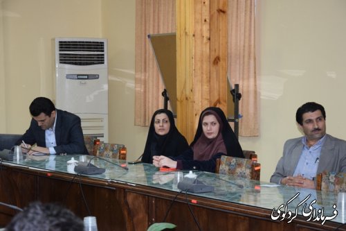 نشست گرم و صمیمی  استاندار گلستان با کارکنان و دست اندرکاران برگزاری انتخابات کردکوی
