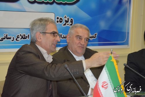 نشست گرم و صمیمی  استاندار گلستان با کارکنان و دست اندرکاران برگزاری انتخابات کردکوی