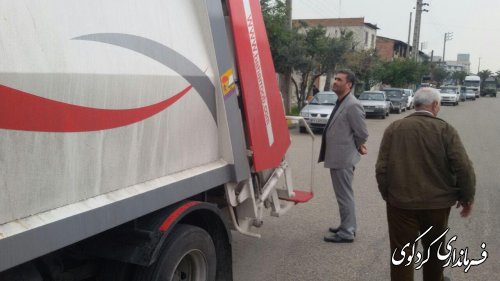 تحویل یک دستگاه خودروی حمل زباله به دهیاری روستای دنگلان