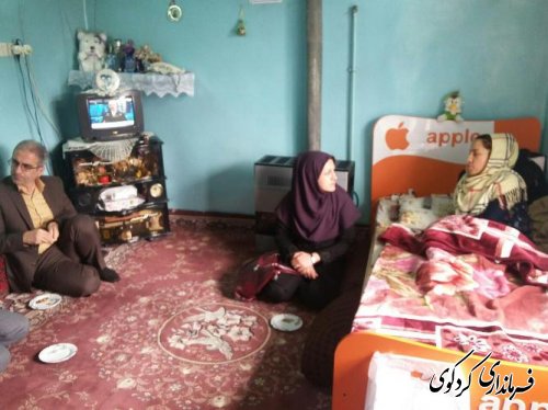 ملاقات و تجلیل فرماندار از یک شاعر