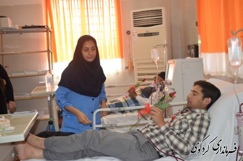 عیادت  معاون فرماندار کردکوی از بیماران دیالیزی شهرستان کردکوی