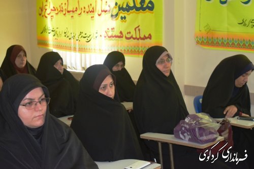 احمدی : اسلام دین عشق ، رحمت و صلح و مهربانی است.