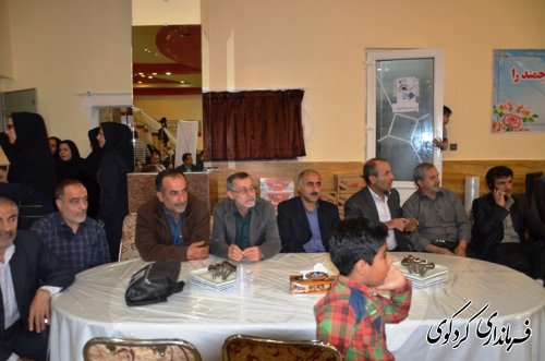 در آخرین روز از هفته بزرگداشت مقام  معلم ؛ از معلمان نمونه تجلیل و تقدیر گردید
