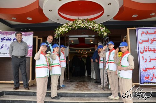 در آخرین روز از هفته بزرگداشت مقام  معلم ؛ از معلمان نمونه تجلیل و تقدیر گردید
