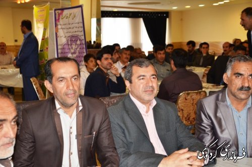 در آخرین روز از هفته بزرگداشت مقام  معلم ؛ از معلمان نمونه تجلیل و تقدیر گردید