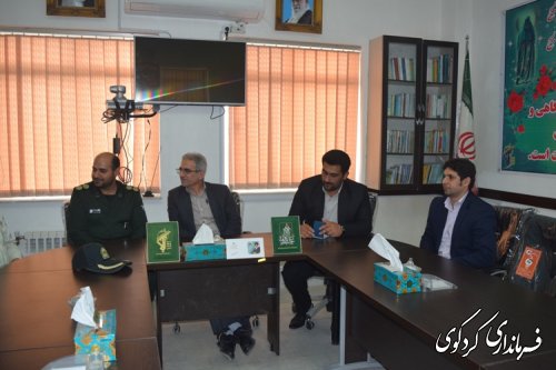 حضور فرماندار کردکوی در ستاد ناحیه مقاومت بسیج سپاه و تبریک روز پاسدار  