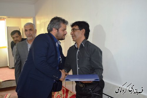 مجتبی جمالی فرماندار کردکوی با چند تن از جانبازان جنگ تحمیلی دیدارکرد