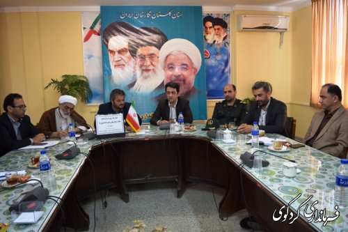 هدف از زنده نگهداشتن یاد و خاطره امام (ره) انتقال اندیشه ها و اهداف بلند ایشان به نسلهای آینده کشور است.