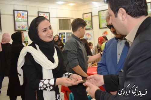 با حضور معاون فرماندارنمایشگاه هنرآموزان  طراح و نقاش هیرا  افتتاح شد