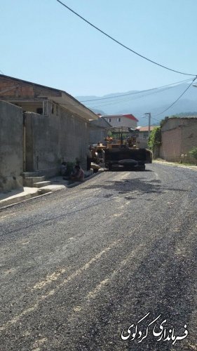 بهره برداری فاز دوم آسفالت روستای بالاجاده با حضور فرماندارکردکوی