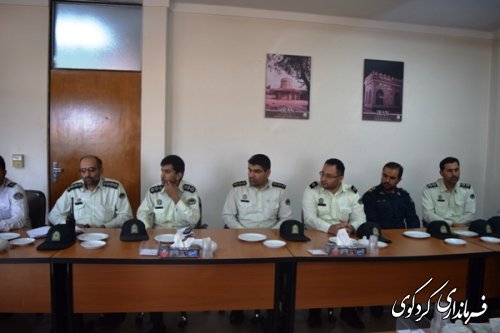 برگزاری نشست مشترک کارکنان  نیروی انتظامی با فرماندار کردکوی
