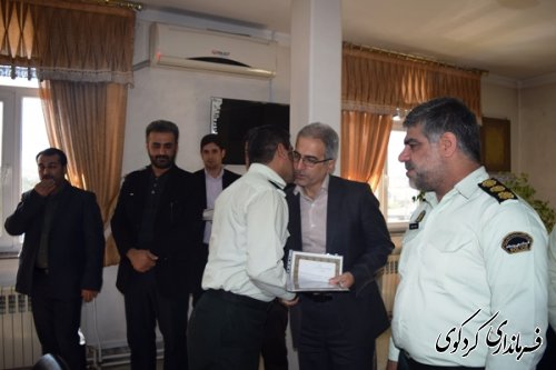 برگزاری نشست مشترک کارکنان  نیروی انتظامی با فرماندار کردکوی
