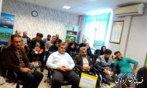 نهمین همایش دهیاران بخش مرکزی با هدف سنجش آمادگی دهیاران در زمان وقوع بحران برگزار شد .