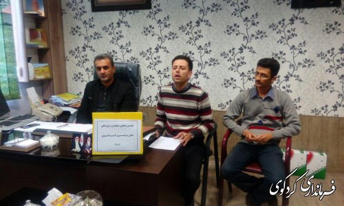 نهمین همایش دهیاران بخش مرکزی با هدف سنجش آمادگی دهیاران در زمان وقوع بحران برگزار شد .