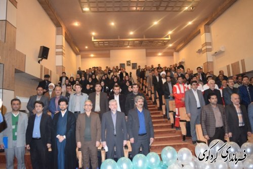 عمق استراتژیک انقلاب اسلامی ایران نشات گرفته از گستردگی دامنه نفوذ ایدئولوژیک ان است.