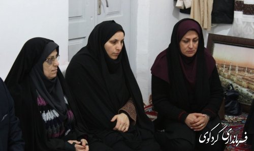 دیدار معاون فرماندار و بخشدار مرکزی بهمراه مسئولان با خانواده شهدا و روحانی روستای سرکلاته کردکوی
