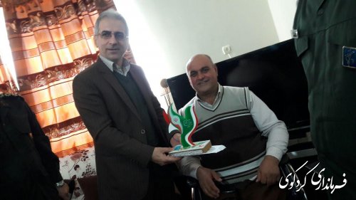 دیدار فرماندار با جانباز و آزاده سرافراز روستای یساقی  
