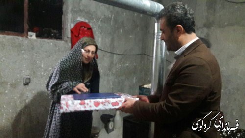 تجلیل از تلاشگران عرصه اقتصاد مقاومتی با حضور بخشدار مرکزی کردکوی
