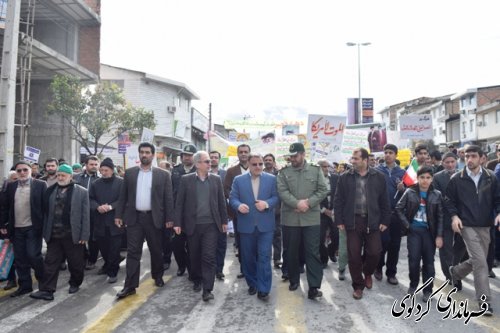 حضور معاون سیاسی امنیتی استاندار در راهپیمایی 22 بهمن کردکوی
