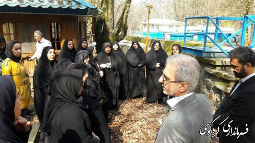 حضور فرماندارکردکوی بهمراه بخشداردراردوی تفریحی جمعی از بانوان عضوکارگروه زنان وخانواده 