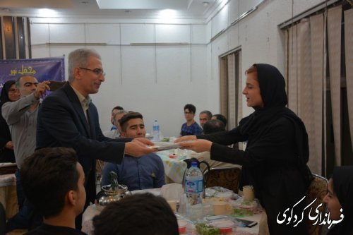 موفقیت هنر در گرو تاثیر گذاری اجتماعی آن است و کارکرد اجتماعی آن در توسعه و پیشرفت کشور دیده می شود  