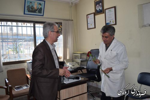 تقدیر روز پزشک با حضور جمالی فرمانداروحجه الاسلام شاعری  امام جمعه کردکوی 