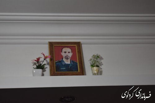 دیدار فرماندار با خانواده شهید و جانباز دفاع مقدس 