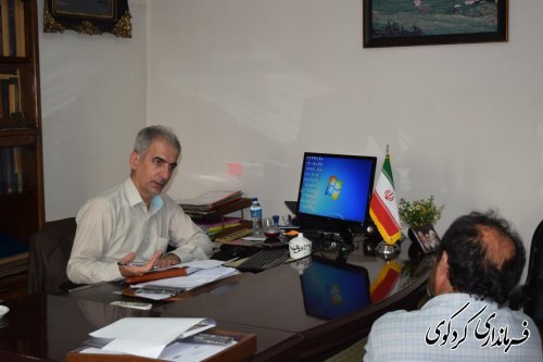دیدارچندتن از شهروندان شهرستان کردکوی  با جمالی فرماندار کردکوی 
