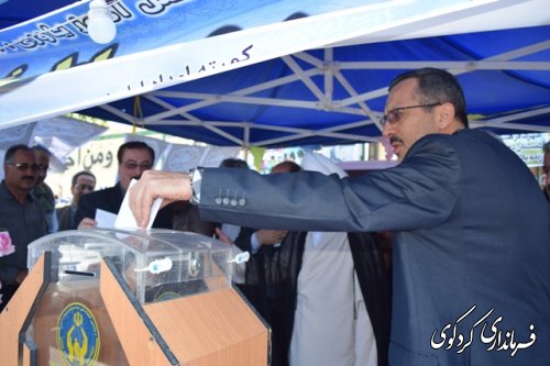 جشن نیکوکاری با حضور فرماندار، امام جمعه،وبخشدارمرکزی و مدیران اداری برگزارشد