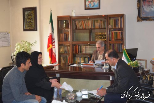تعدادی از شهروندان با حضور در محل کار جمالی فرماندار کردکوی با وی دیدارکردند